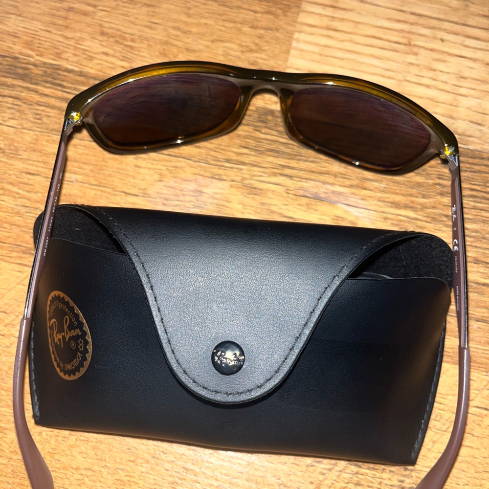 Ray-Ban Brown Sunglasses with Black Case - Picture 3 of 9